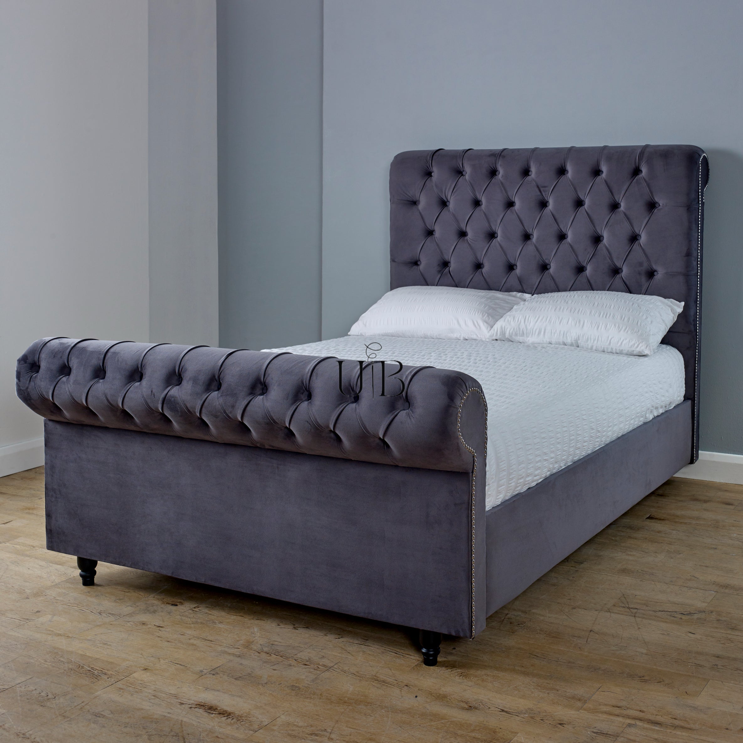 Sleigh Bed- Why is this bed so popular in the UK